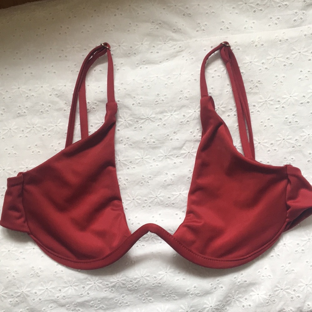 Push Up Wired Plunge Bikini Top